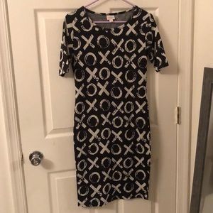 LuLaRoe Julia Dress XOXO 💗